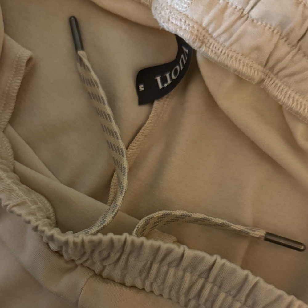2pc✨Vuori Halo Hoodie & Boyfriend Cargo Jogger Medium LIKE NEW Soft! Retail $218 - Picture 10 of 15